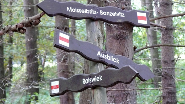 Wegweiser nach Ralswiek